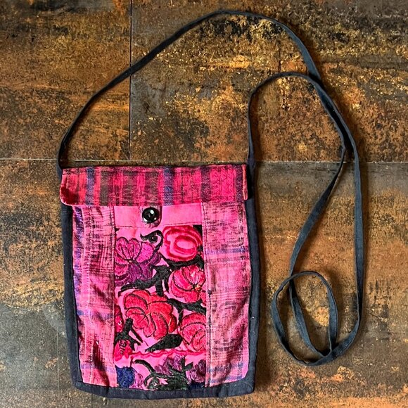 Handcrafted Guatemalan Cotton Fabric Crossbody/Shoulder Bag w/Button Close, 8x7 - Picture 1 of 8